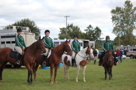 Riders Sabrina Burrill, Madison Hartz, Abigail Brickman, and Ana Weinfurther. Photo Credits to Heidi Burrill