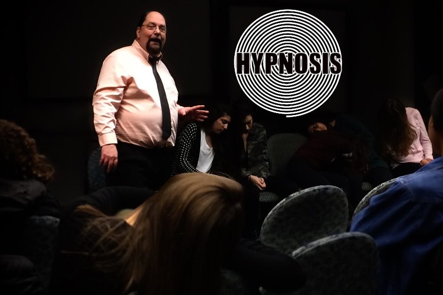 AP Psychology Students Get Hypnotized